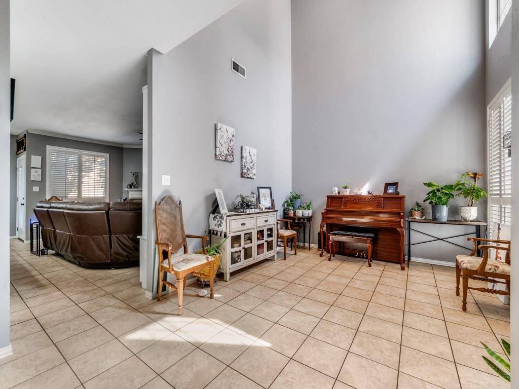 8417 Towneship Lane, Dallas, TX 75243