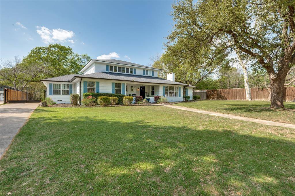 901 Bryson Street, Waxahachie, TX 75165