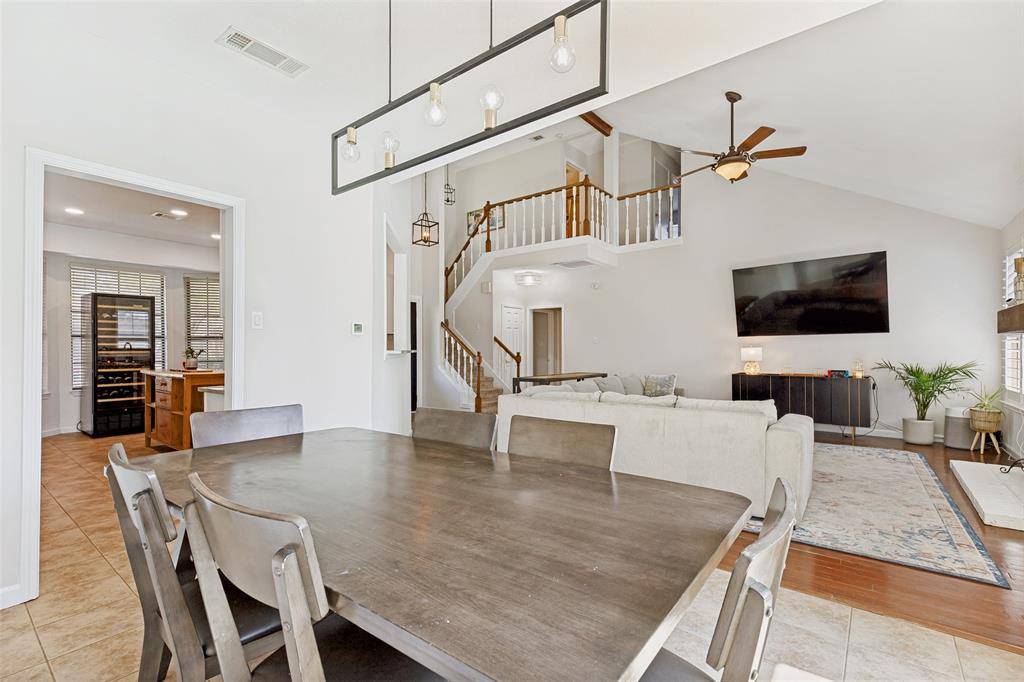 2028 Robin Hill Lane, Carrollton, TX 75007