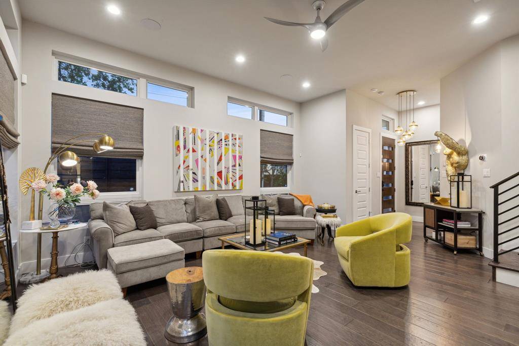 4327 Cabell Drive, Dallas, TX 75204