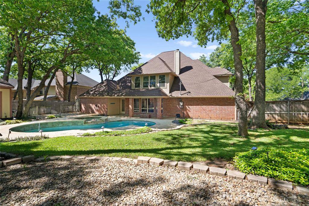3406 Forestway Court, Arlington, TX 76001