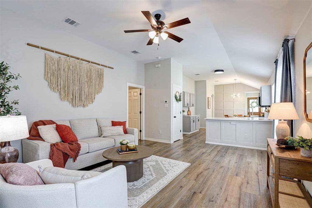 11901 Brown Fox Drive, Fort Worth, TX 76244