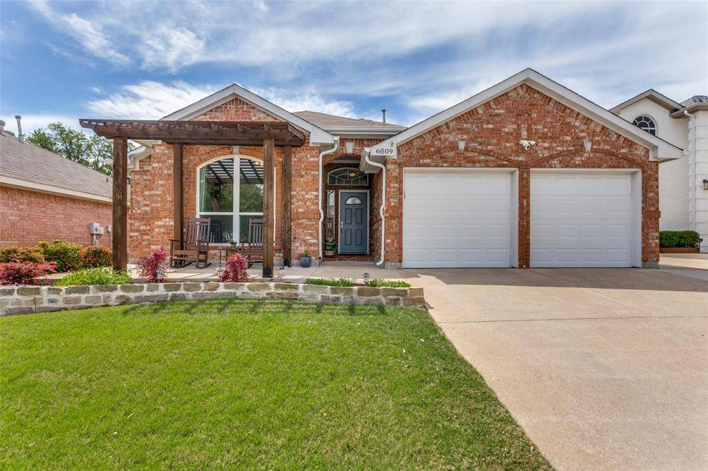 6809 Day Drive, Fort Worth, TX 76132