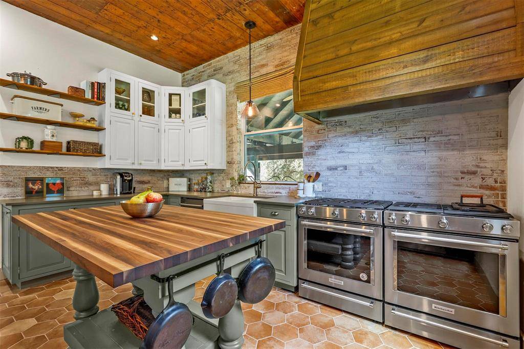 115 N 1st Street, Midlothian, TX 76065