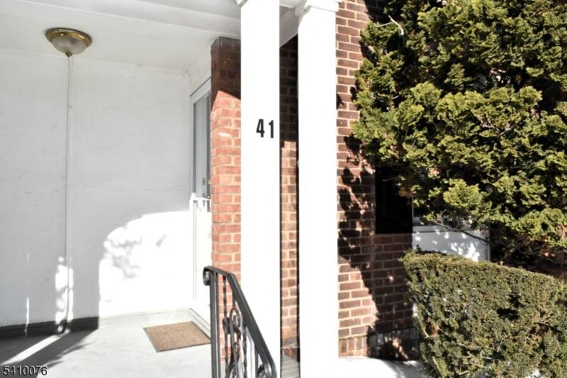 41 Elmwood Ter #41, Elmwood Park Boro, NJ 07407
