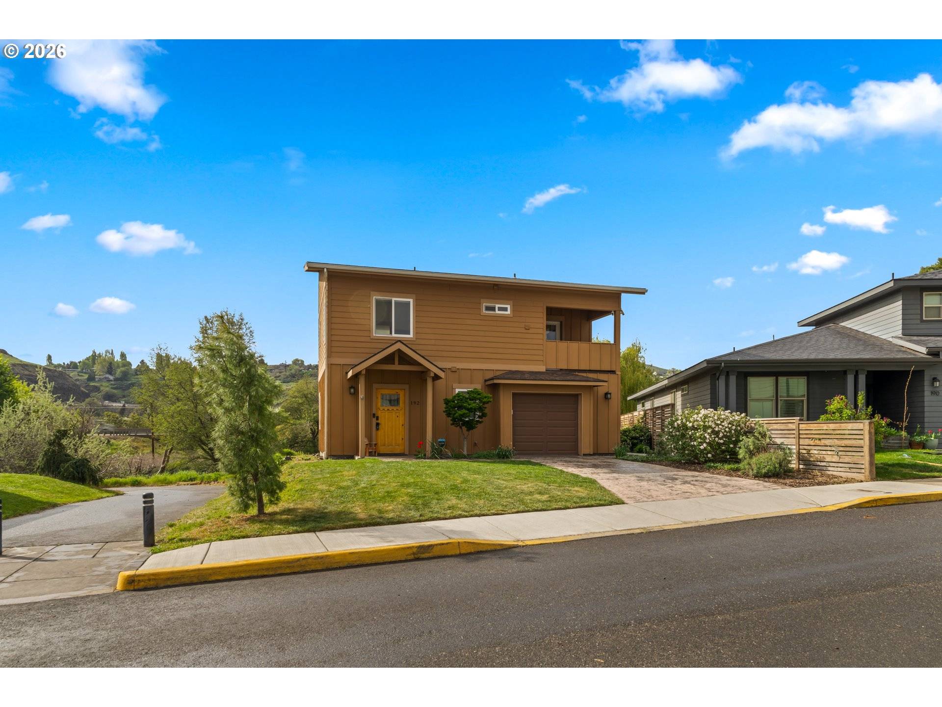 192 HONEYSUCKLE LN, The Dalles, OR 97058
