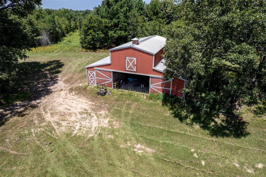 100 Inwood, Mineola, TX 75773