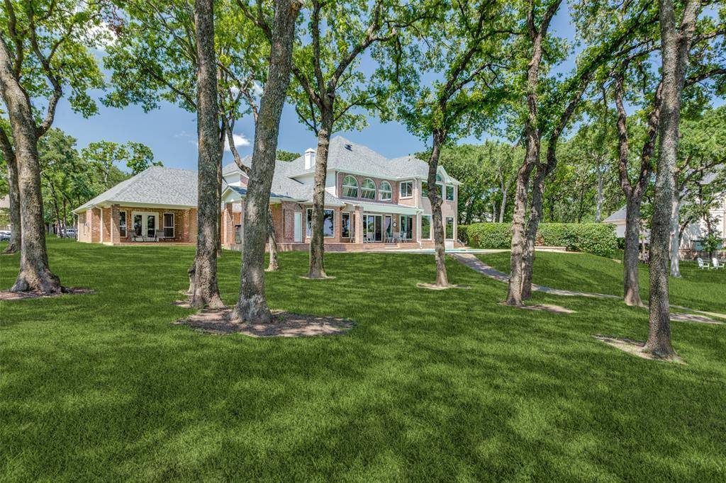 452 Windjammer Lane, Azle, TX 76020