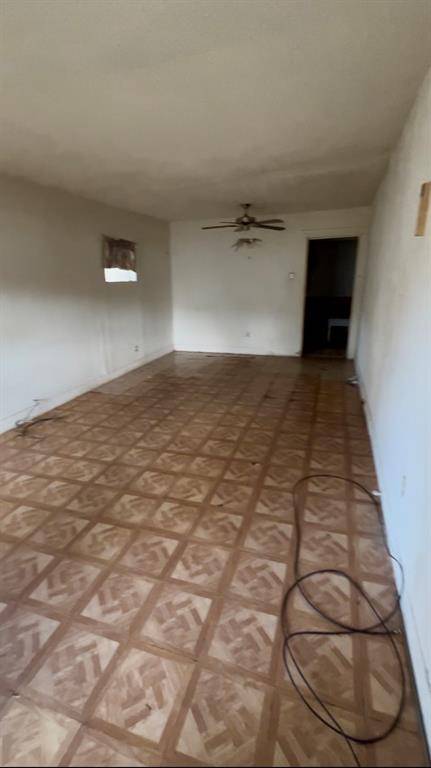 924 Sunnyside Avenue, Cockrell Hill, TX 75211