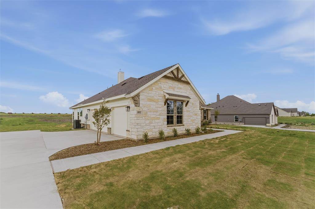 8911 County Road 623, Blue Ridge, TX 75424