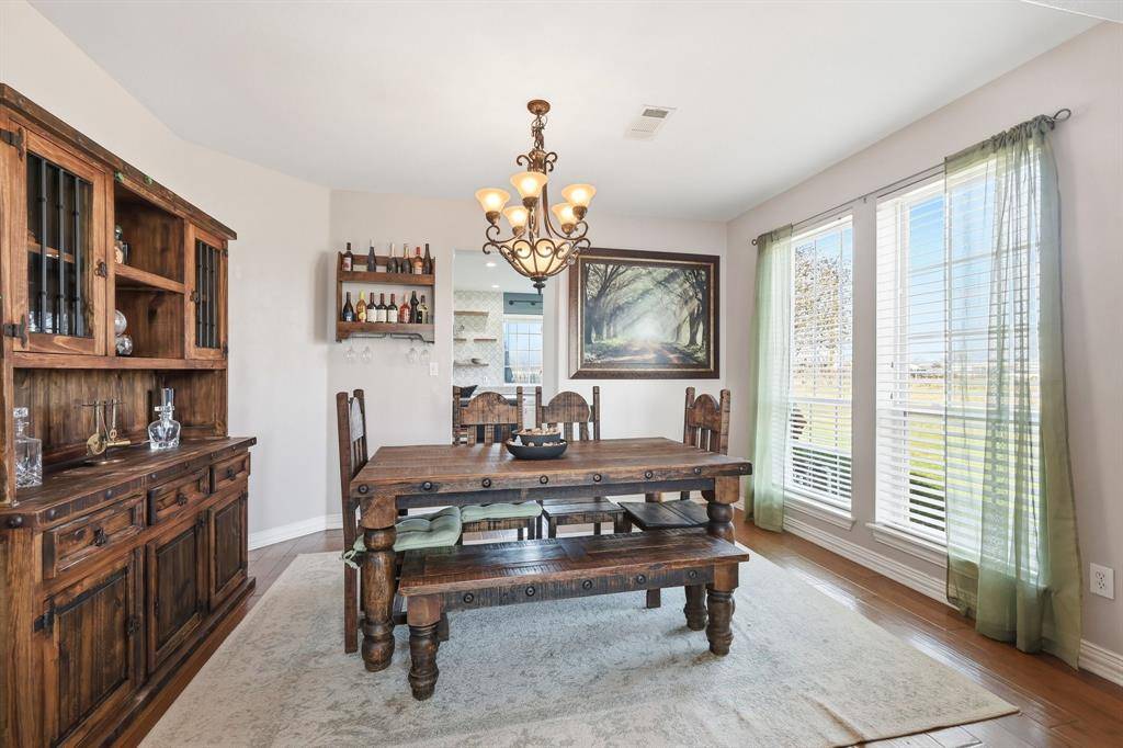 102 Van Meter Drive, Aurora, TX 76078