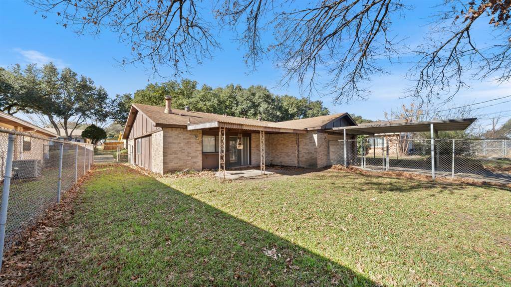 7020 Nandina Drive, Dallas, TX 75241