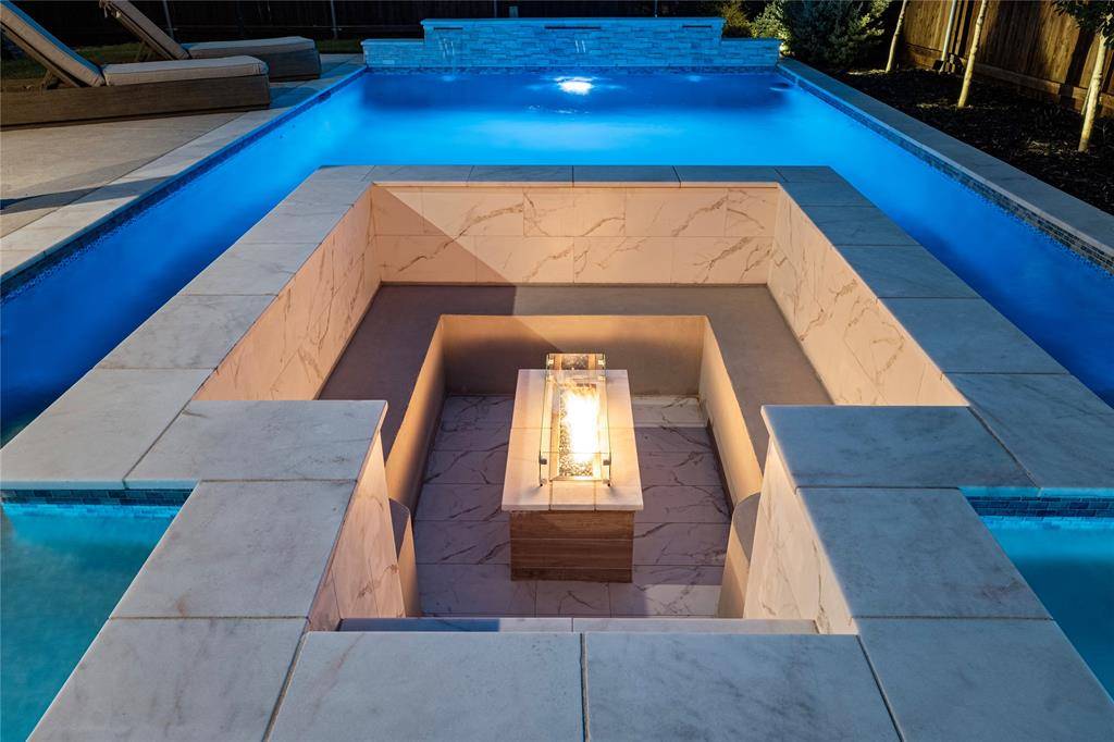 1625 Windflower Drive, Aubrey, TX 76227