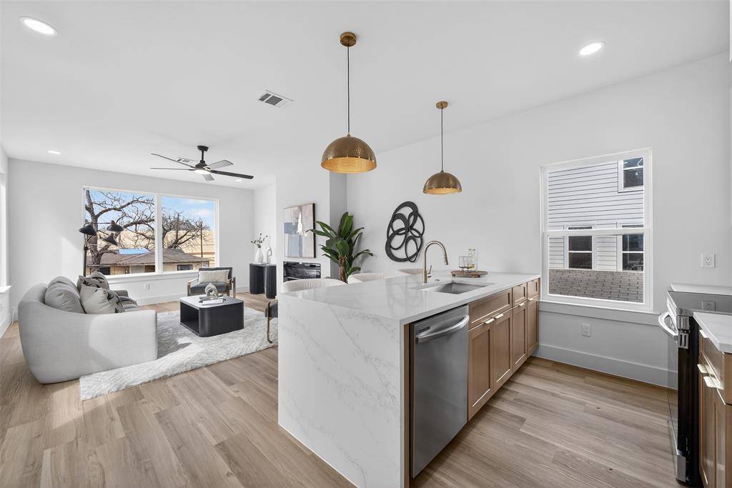 2414 Anderson Street, Dallas, TX 75215