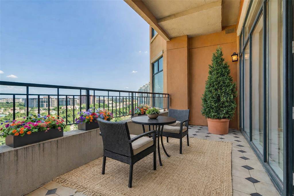 2828 Hood Street #907, Dallas, TX 75219