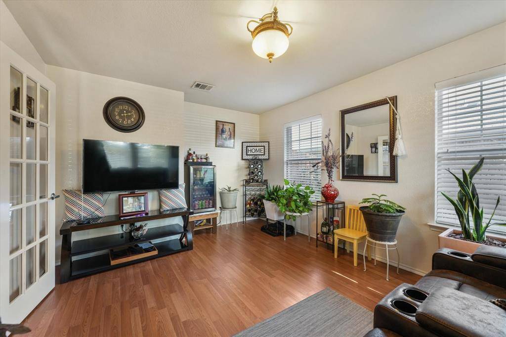 4008 Liberty Trail, Heartland, TX 75126