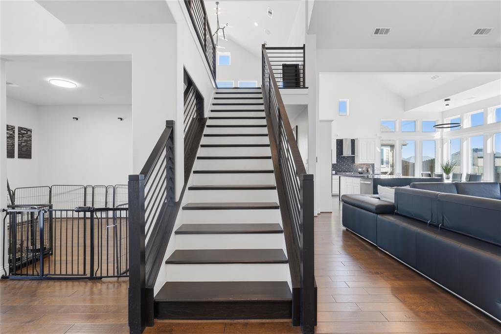 7548 Ridge Lane, Grand Prairie, TX 75054