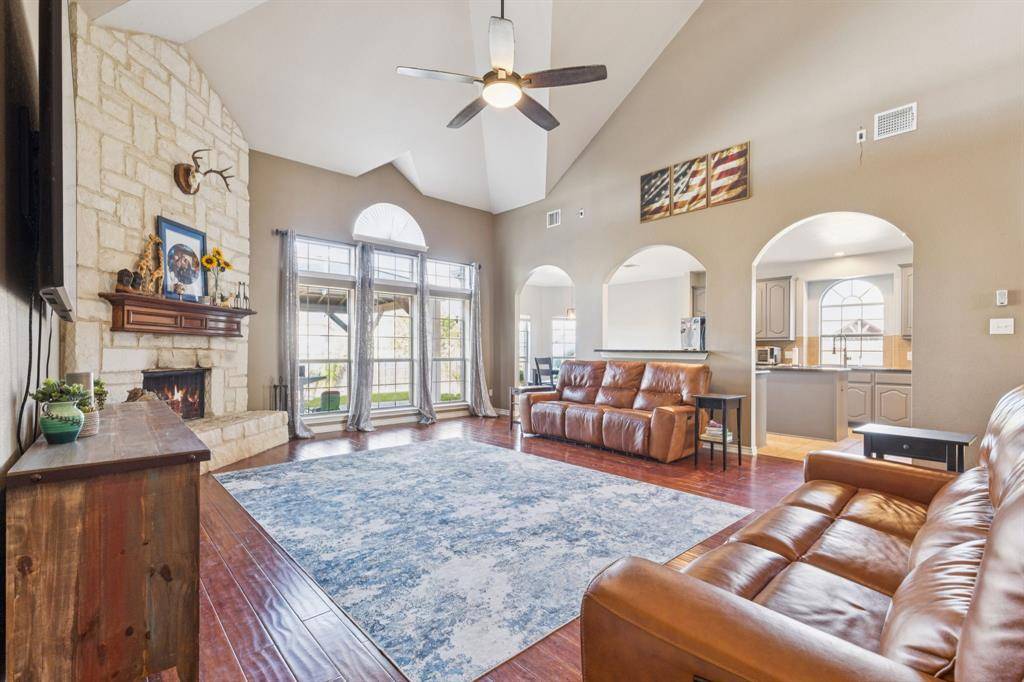 5636 Wills Creek Lane, Fort Worth, TX 76179