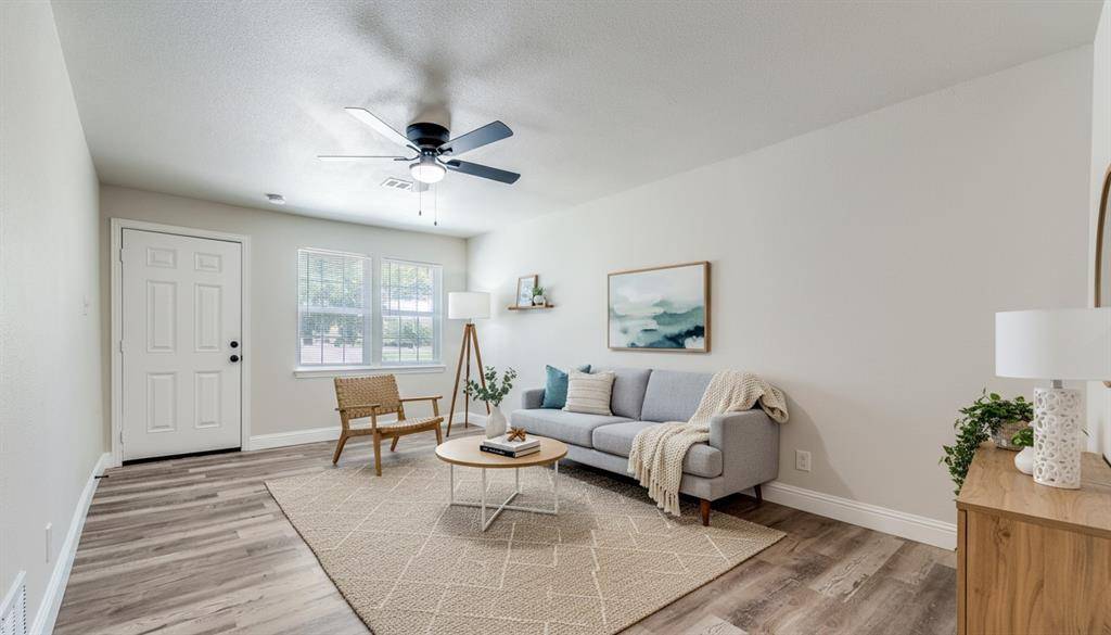 6352 Latta Street, Dallas, TX 75227