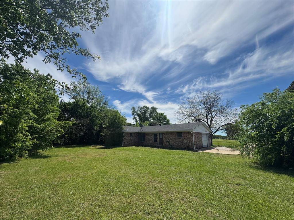 10344 County Road 2404, Tool, TX 75143