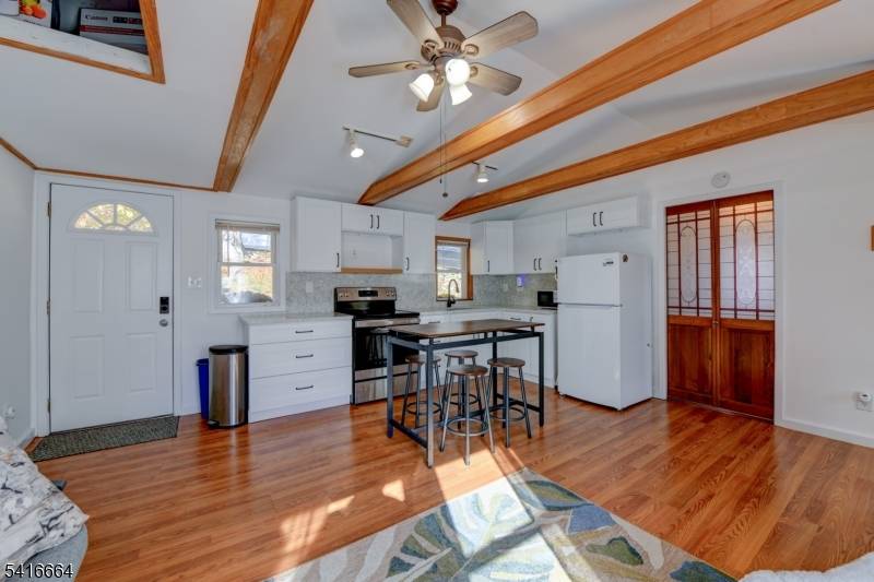 9 Woods Rd, Sandyston Twp., NJ 07826