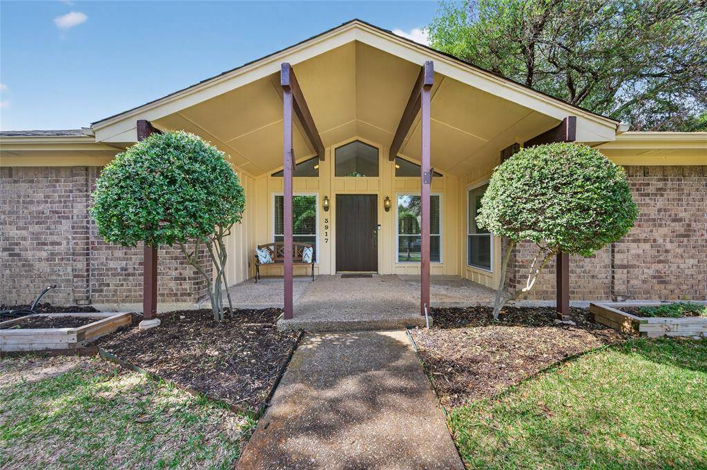 3917 Felisa Place, Fort Worth, TX 76133