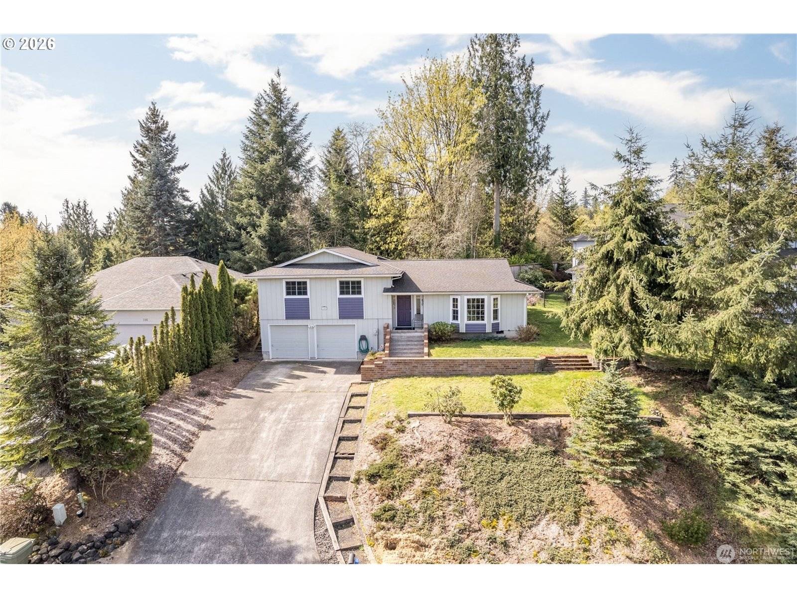 240 ST JAMES PL, Longview, WA 98632