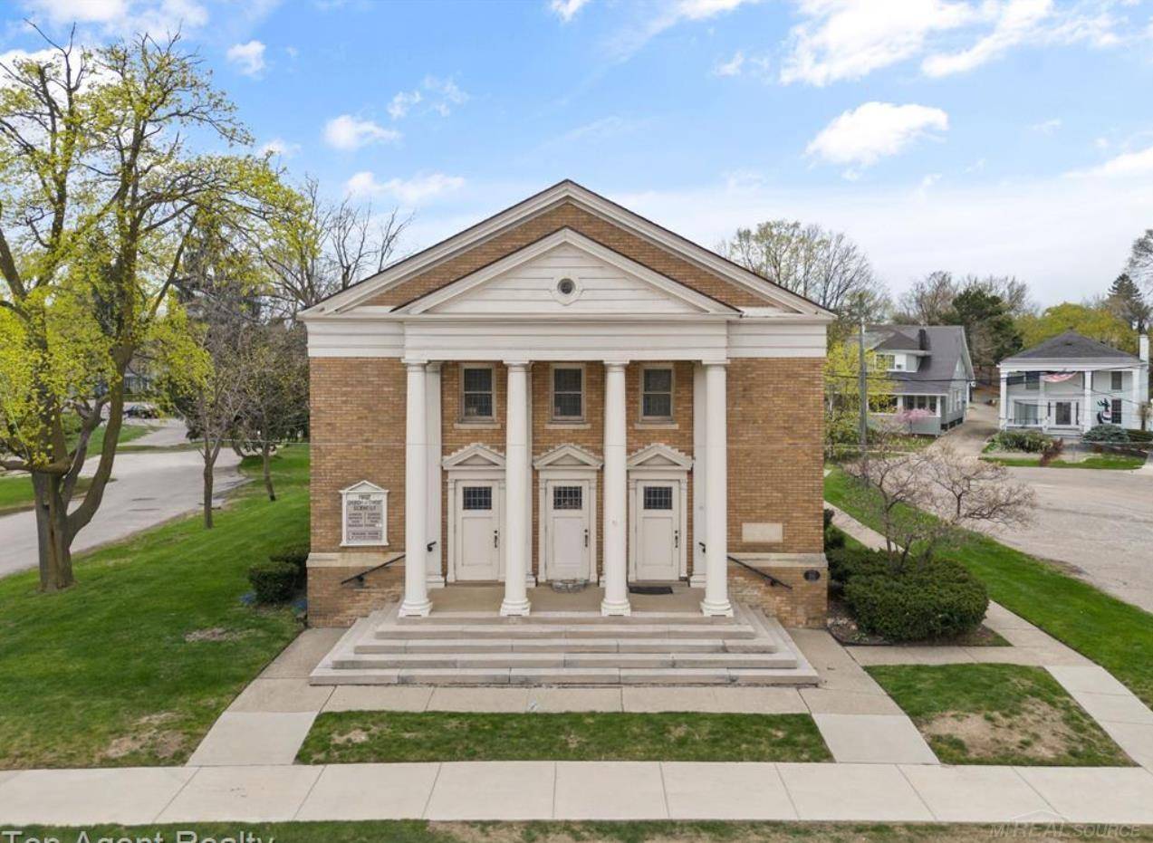 71 S Washington BLVD, Oxford, MI 48371