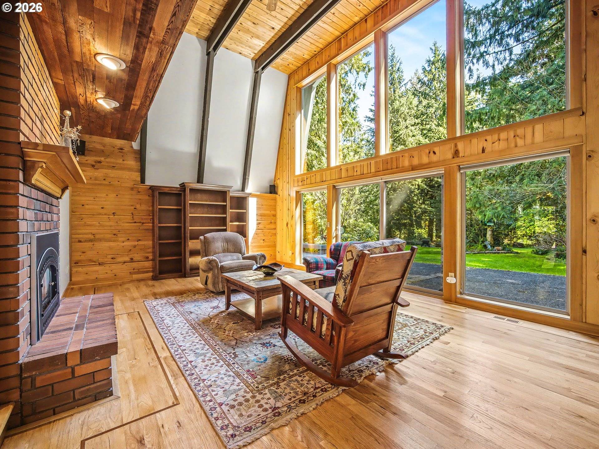 21010 E COUNTRY CLUB RD, Brightwood, OR 97011