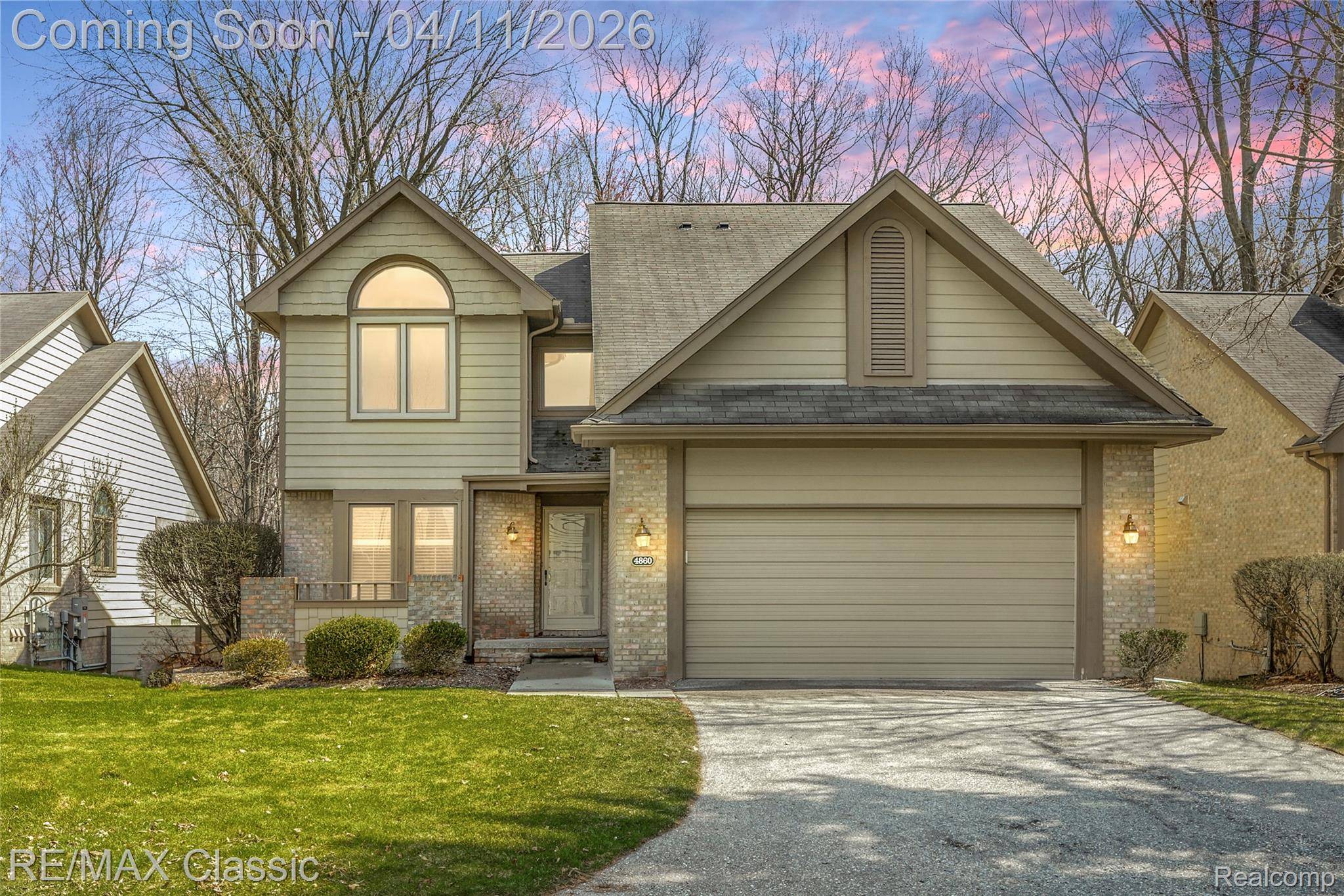 4860 Pelican WAY, West Bloomfield Charter Township, MI 48323