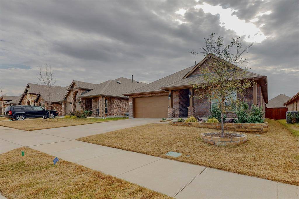 1101 Lawndale Street, Celina, TX 75009