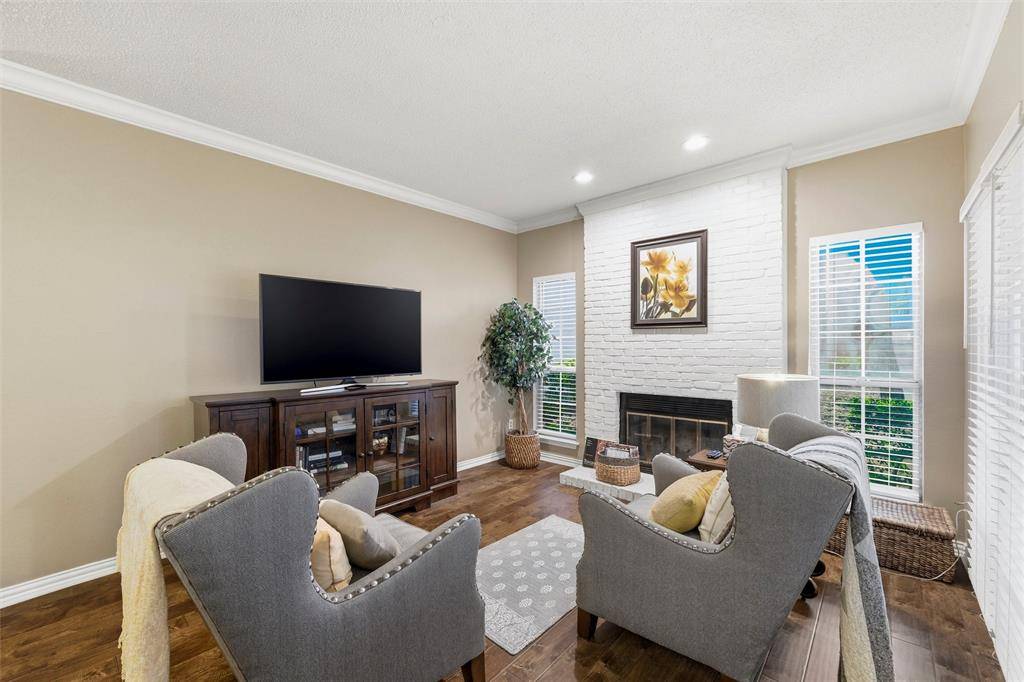 2109 Saint Michaels Drive #104, Arlington, TX 76011