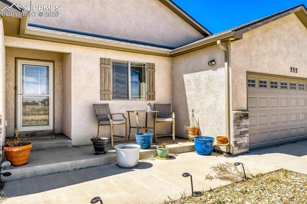 555 N Verbena DR, Pueblo, CO 81007