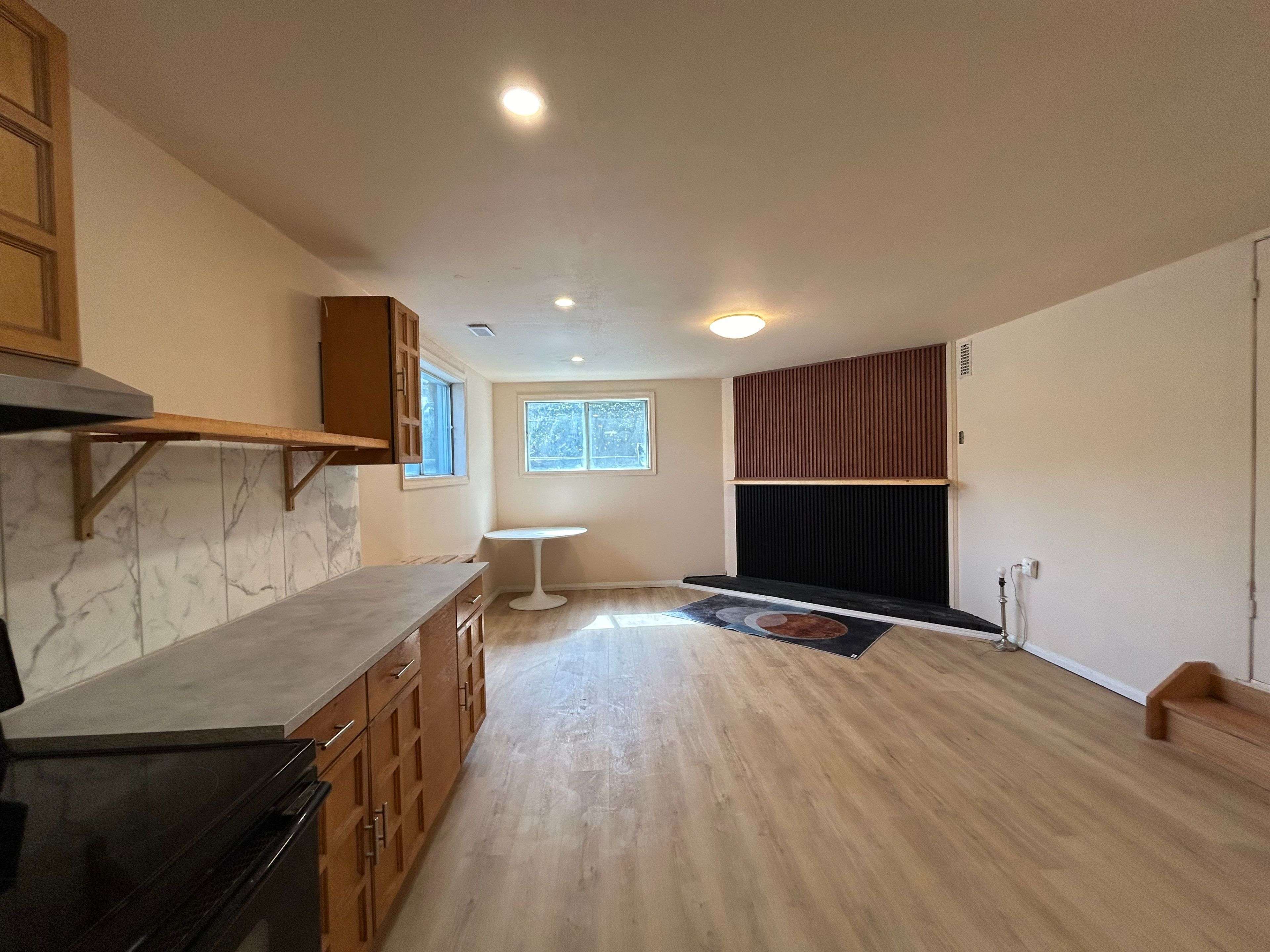 21 Squires Ave AVE #basement, Toronto E03, ON M4B 2R2