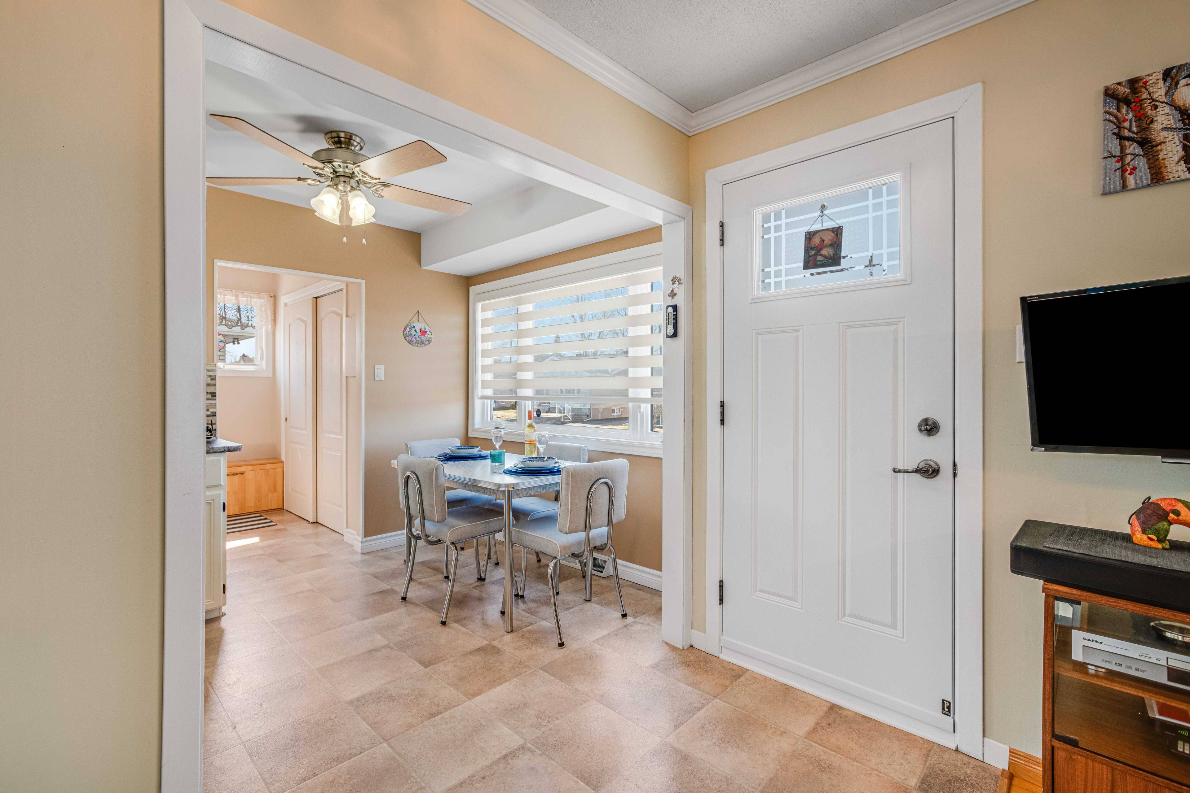 459 Theriault ST, Hawkesbury, ON K6A 1Z4