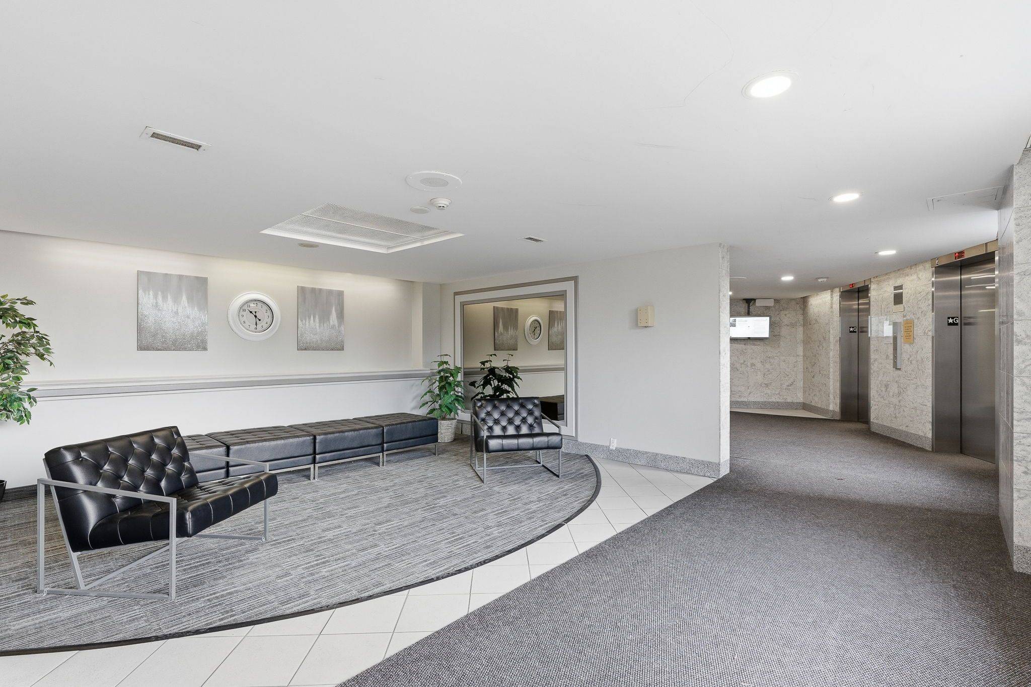 915 Elmsmere RD #1010, Beacon Hill North - South And Area, ON K1J 8H8