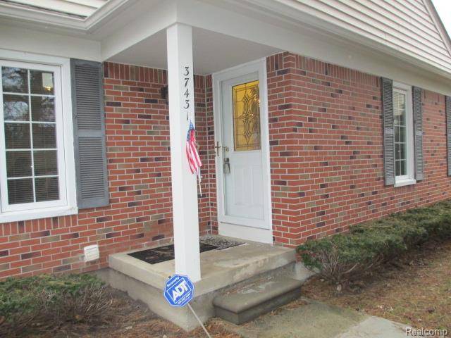 37431 Stonegate CIR #41, Clinton Charter Township, MI 48036