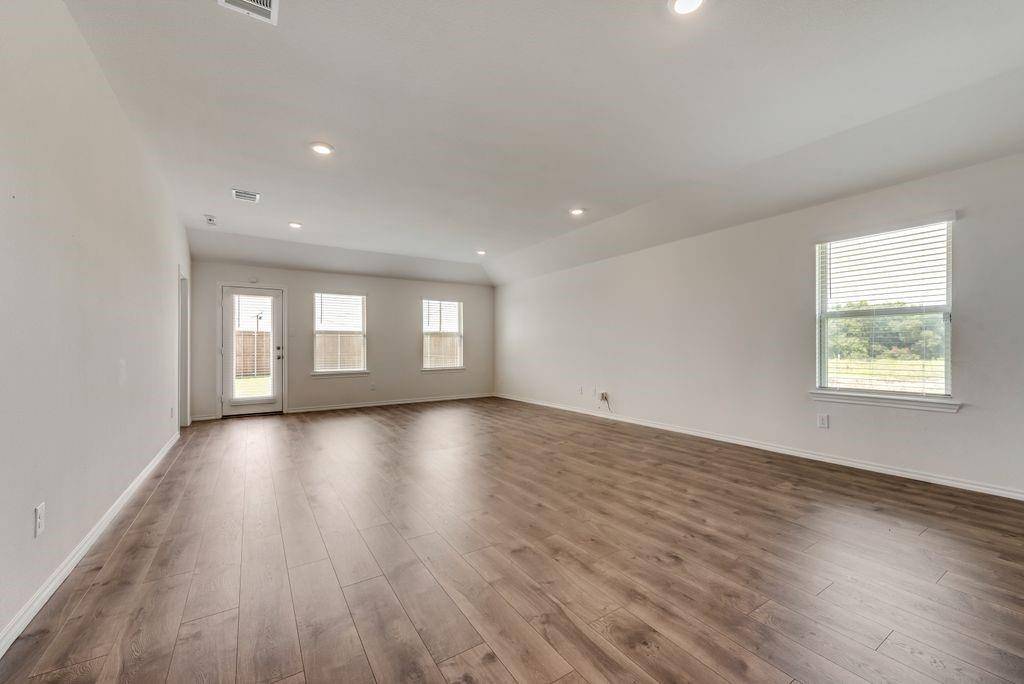 2439 Burkburnett Drive, Forney, TX 75126