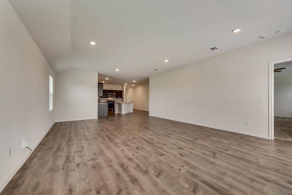 2439 Burkburnett Drive, Forney, TX 75126