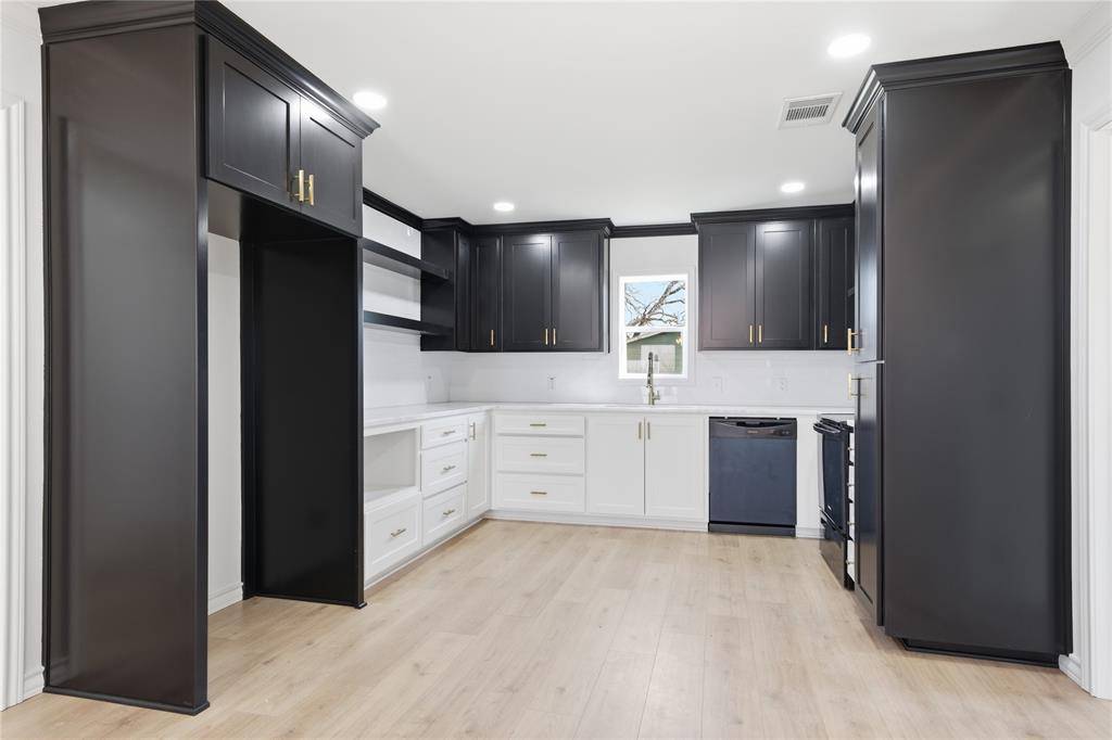 3701 Katy Lane, Bellmead, TX 76705