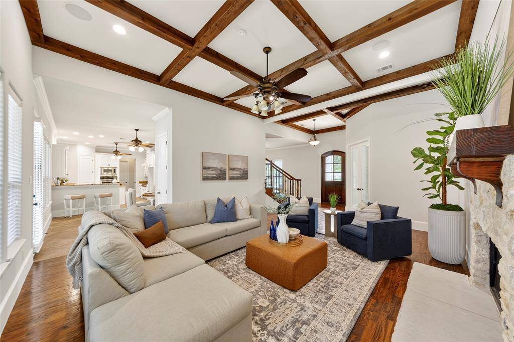 9515 Edith Lane, Dallas, TX 75220