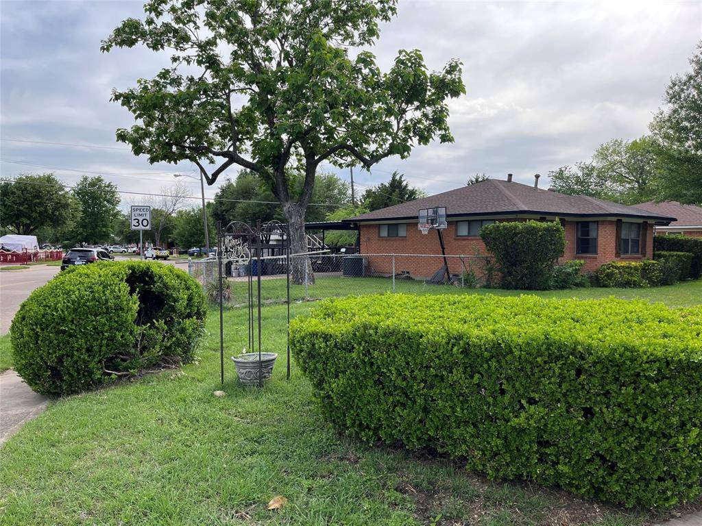 8530 Triton Lane, Dallas, TX 75227