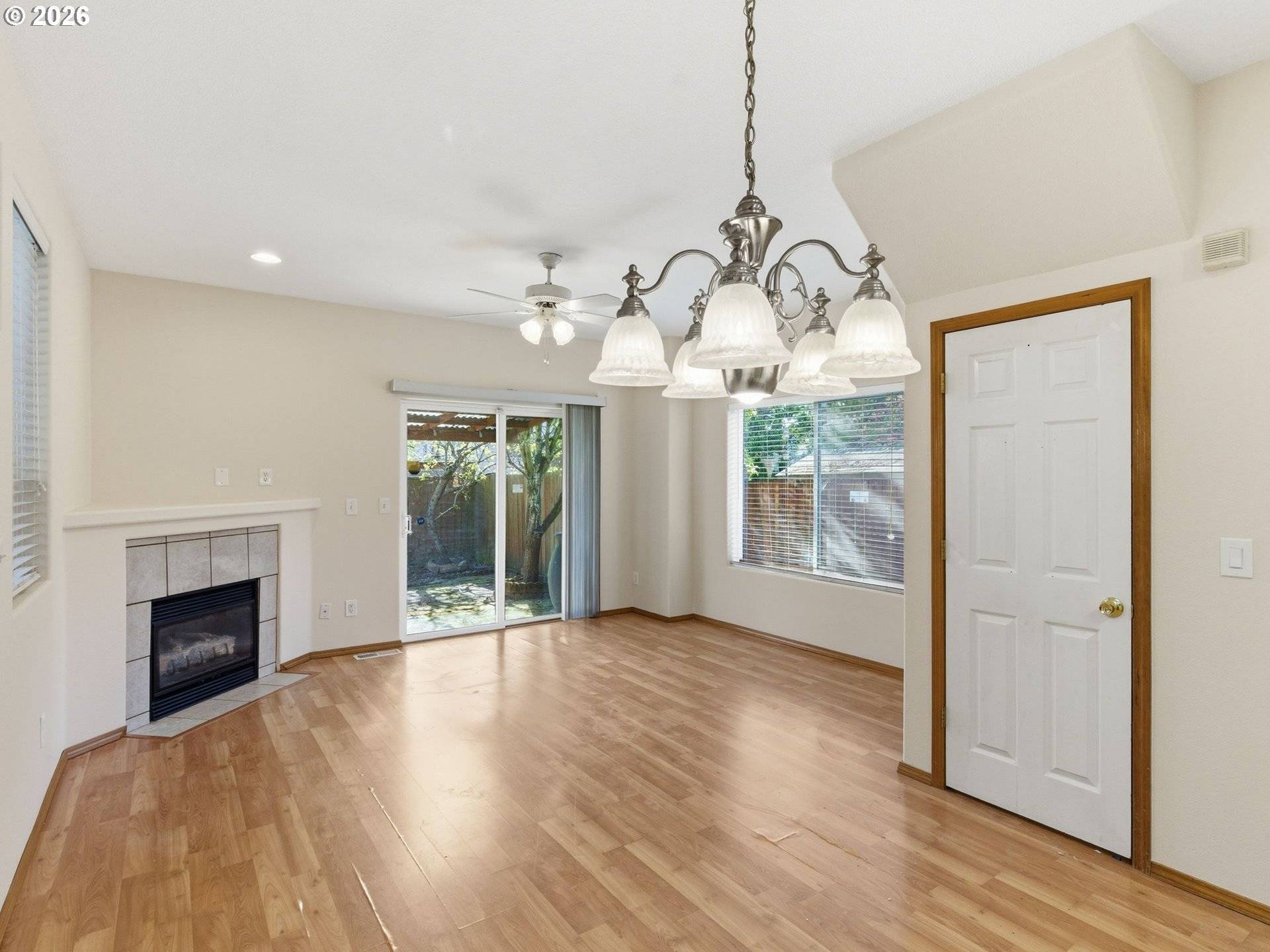 9606 N CLARENDON AVE, Portland, OR 97203