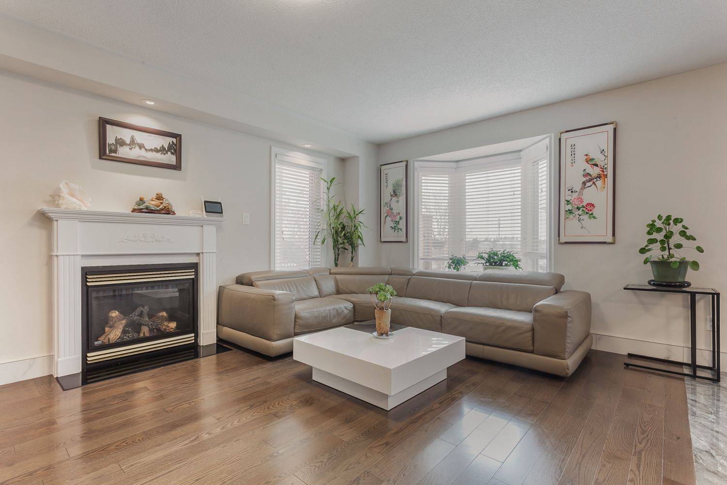 85 Maple Ridge CRES E, Markham, ON L6E 1T8