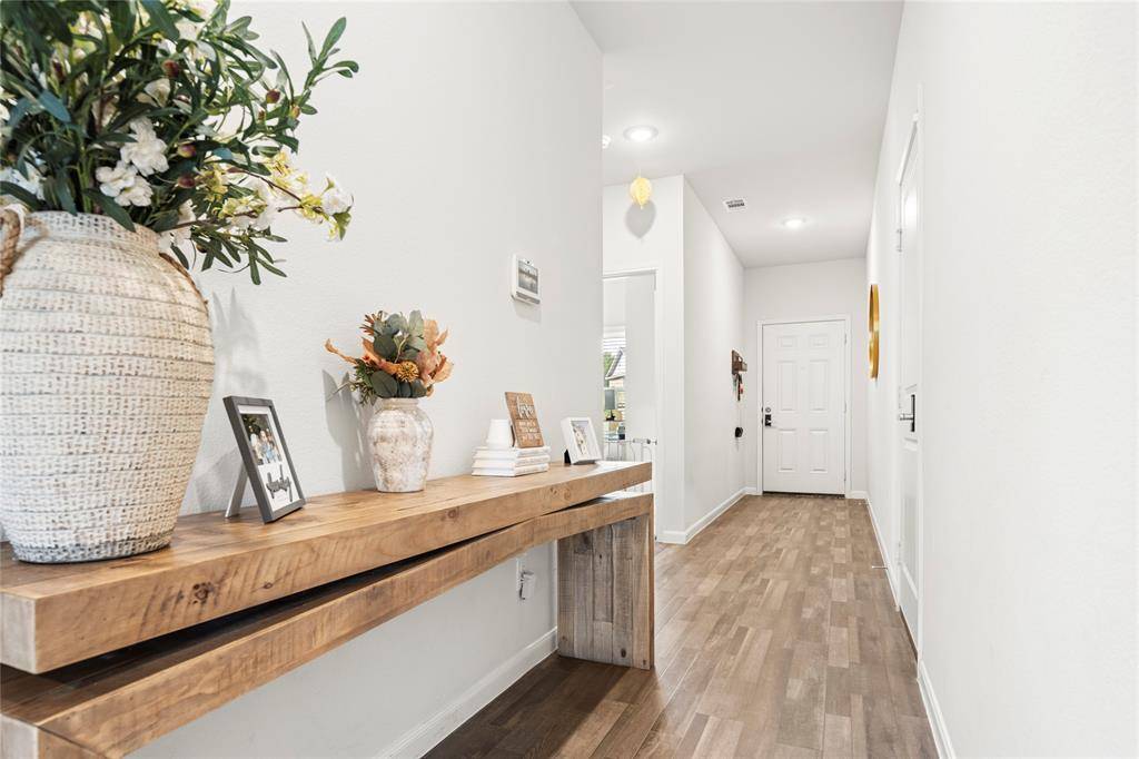 3640 Chestnut Oak Drive, Dallas, TX 75253