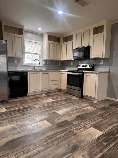 476 Masthead Road, Mabank, TX 75143