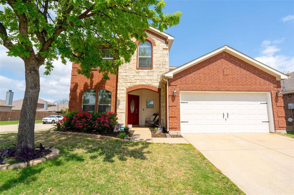 8805 Whirlwind Trail, Aubrey, TX 76227