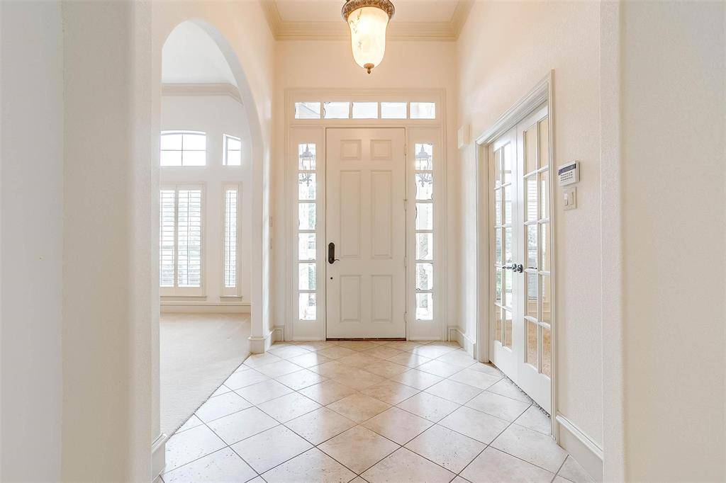 3312 Rivermoor Court, Fort Worth, TX 76116