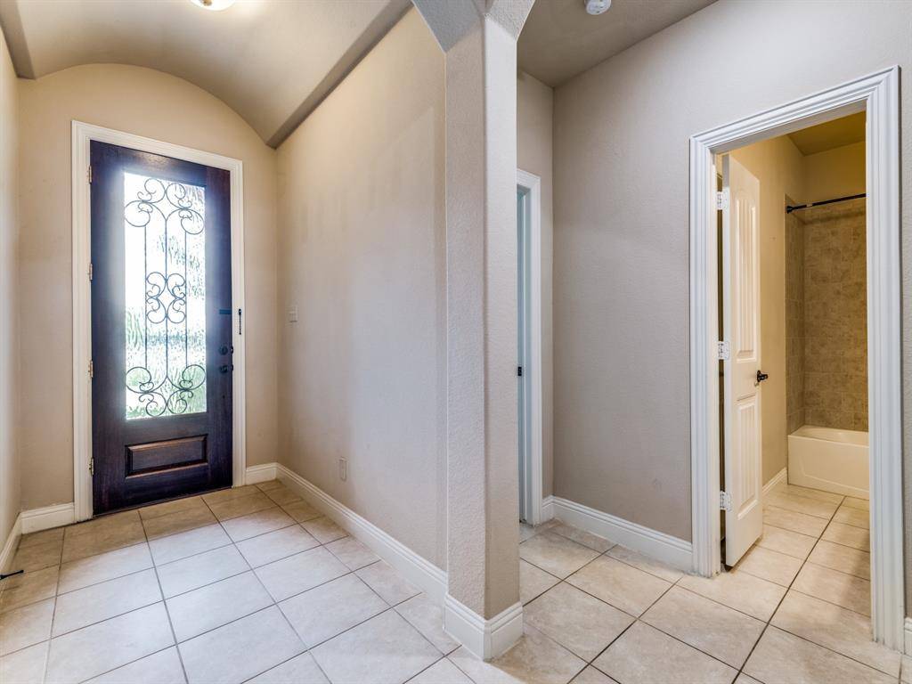 820 Callcott Street, Mckinney, TX 75072