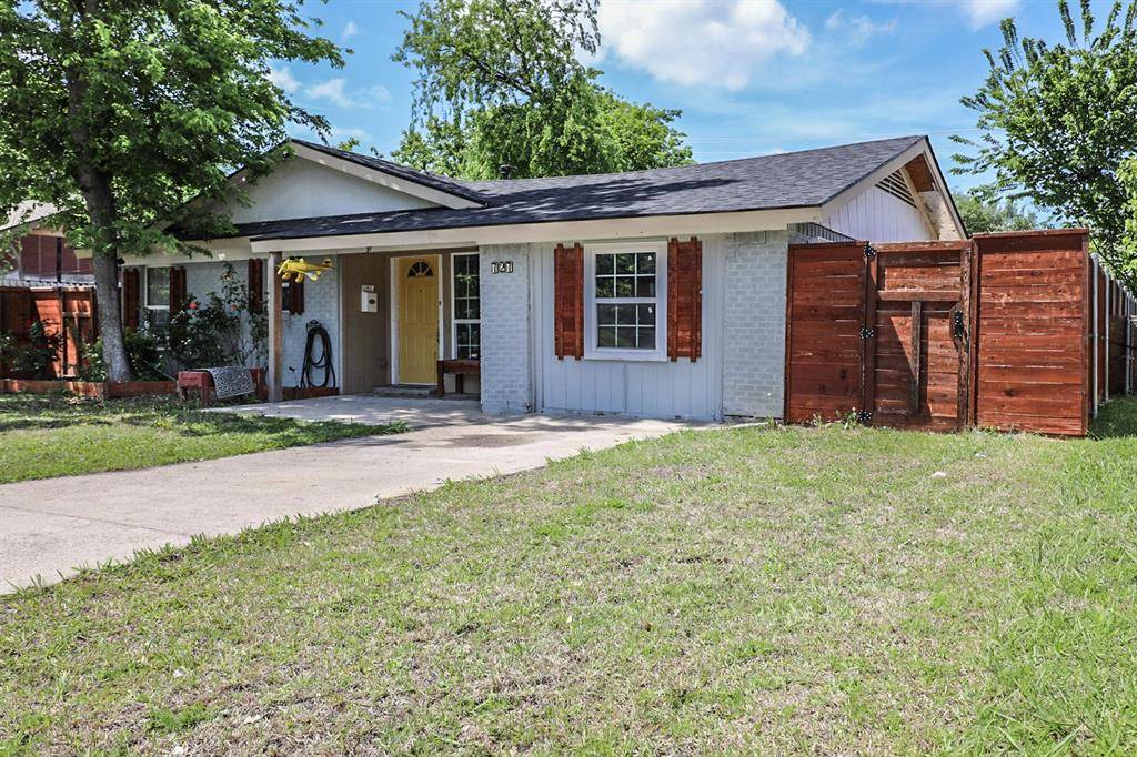 727 Royal Crest Drive, Mesquite, TX 75149